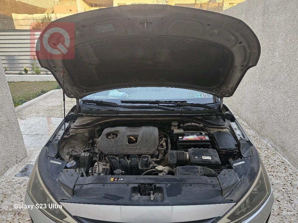 هيونداي النترا